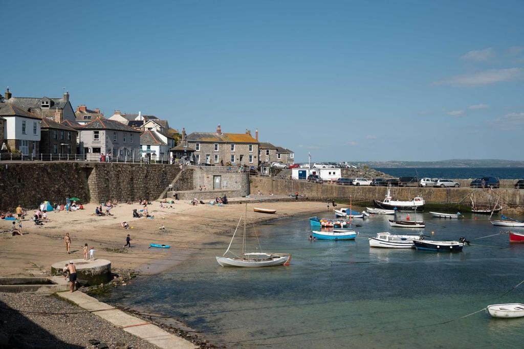 The Old Pilchard Works Bed & Breakfast Mousehole Exterior photo
